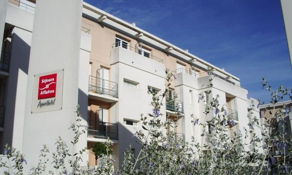 Språkresa boende på residens – La Rochelle