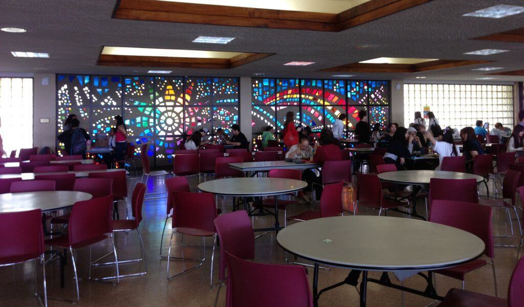 Studier i USA, Honolulu -Cafeteria KCC